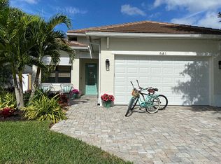 581 102nd Ave N, Naples, FL 34108