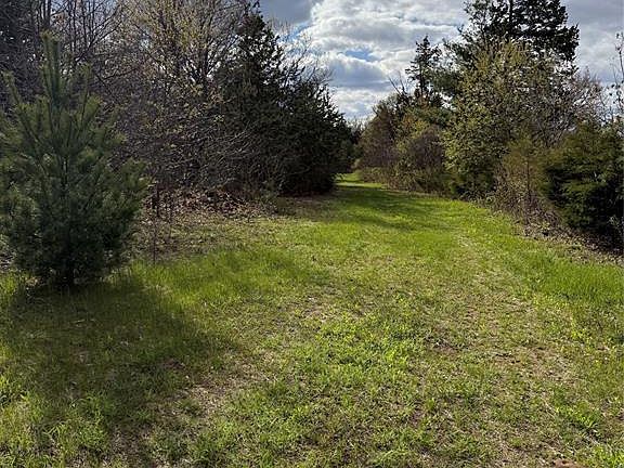 3rd image of 000 1000th Street