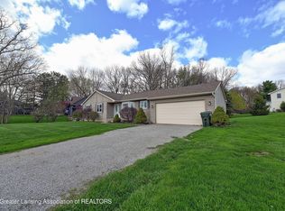 9408 W Scenic Lake Dr, Laingsburg, MI 48848