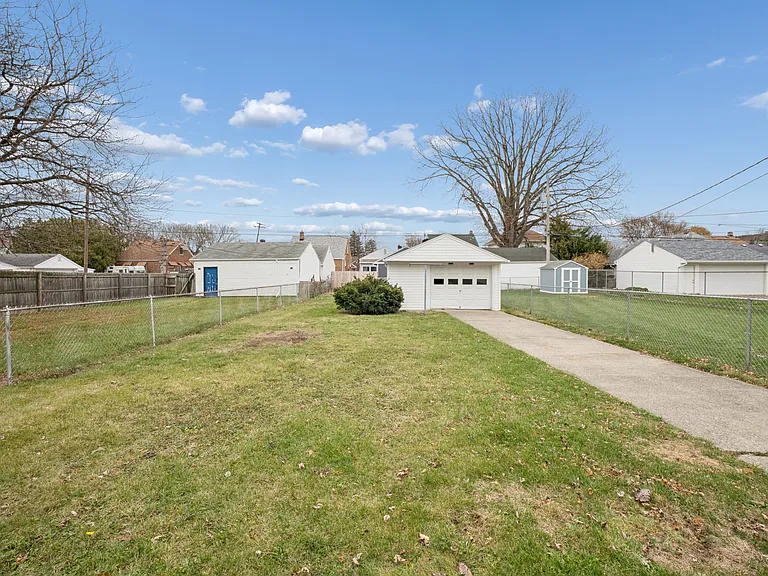 3556 Dean Ave — Photo 33