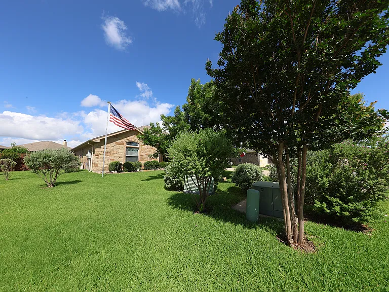 8413 Split Trail Cv — Photo 20