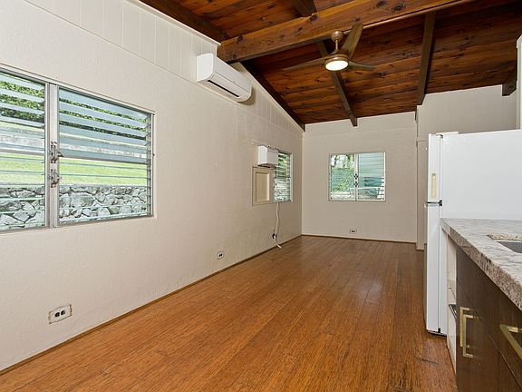 5th image of 523 Iliaina St