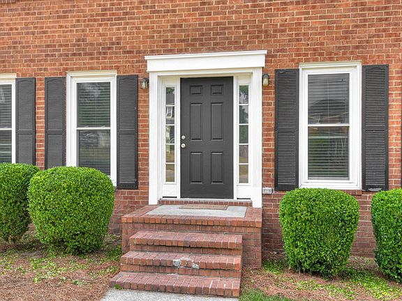 4th image of 3840 Forest Creek Way