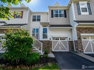 47 Nelson Dr, Cranbury, NJ 08512