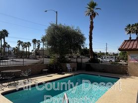 31520 Landau Blvd, Cathedral City, CA
