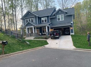 15896 Nightingale Pl, Dumfries, VA 22025