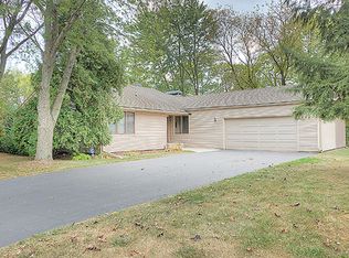 5025 Wilderness Trl, Rockford, IL 61114
