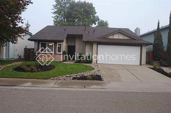 3961 Running Bear Way — Photo 1