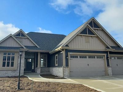 W208N16309 Renee WAY, Jackson, WI, 53037