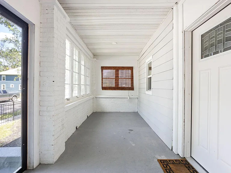 2919 Winthrop Ave — Photo 19