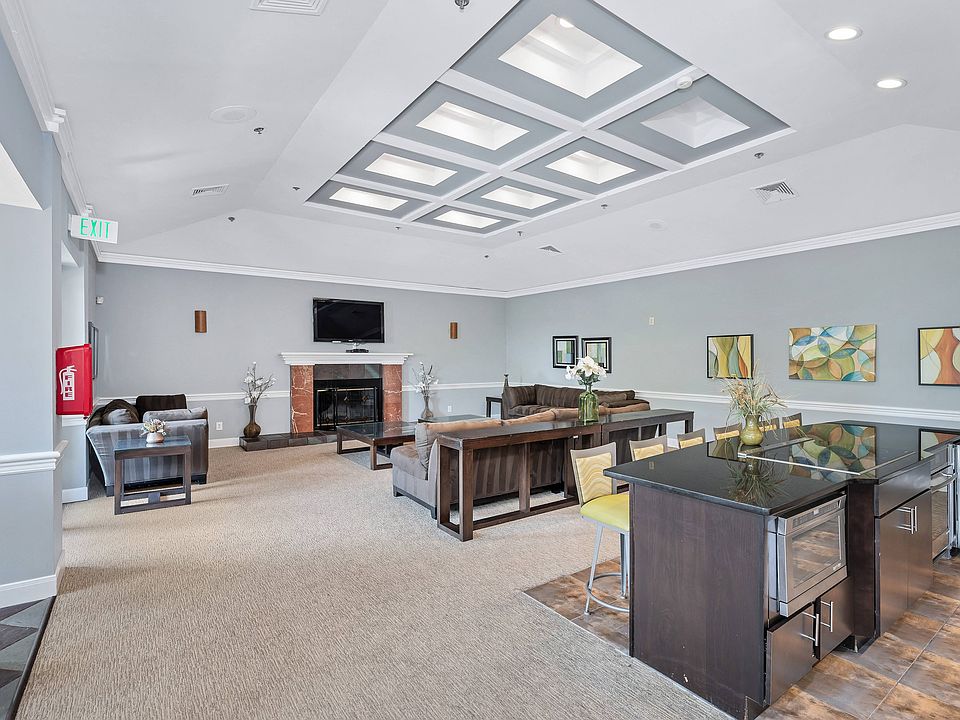 Spacious Clubroom