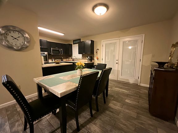 5th image of 3202 Bandolina Ave
