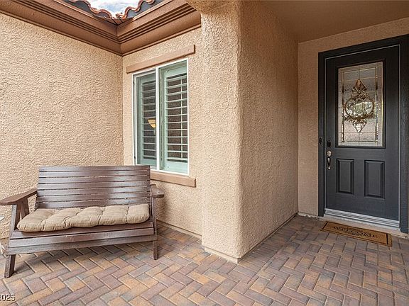 3rd image of 2980 Friendship Hill Cir