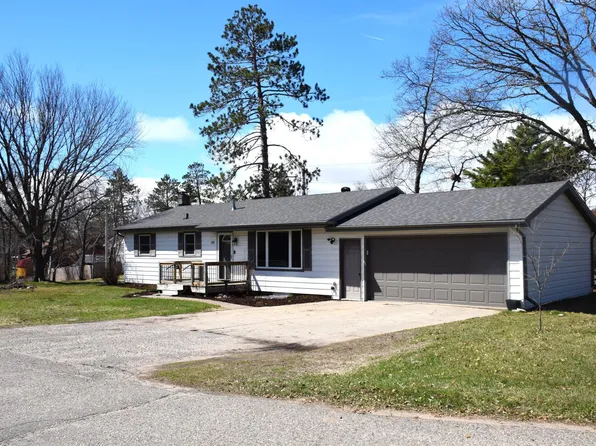 102 Robertson Dr NW, Bemidji, MN 56601