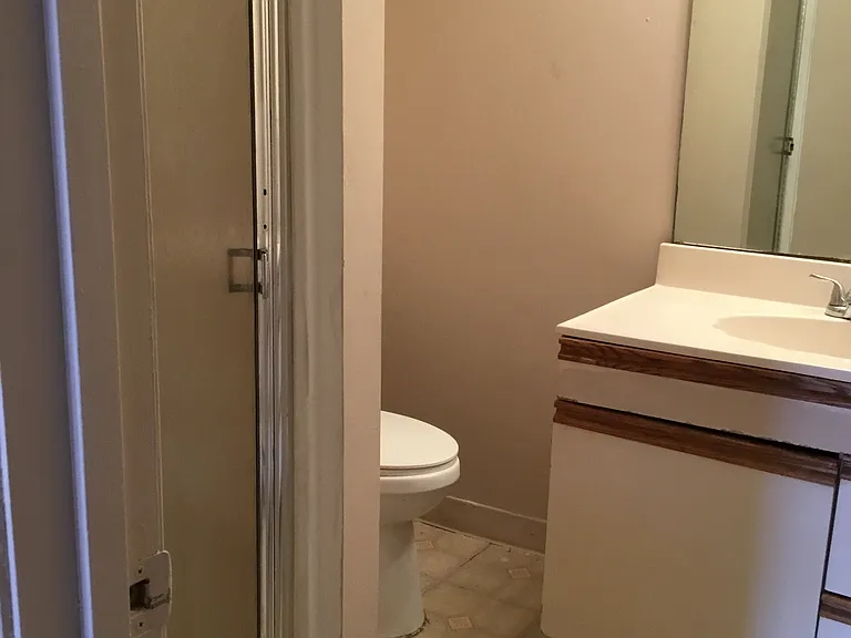140 Hillcrest Ave #2 — Photo 11