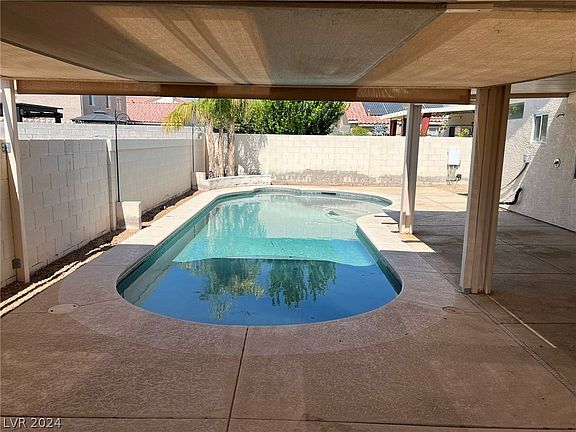 2nd image of 3105 Sudden Valley Ct