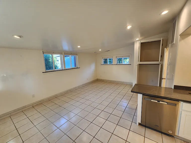 307A Oxford Way #307A — Photo 15