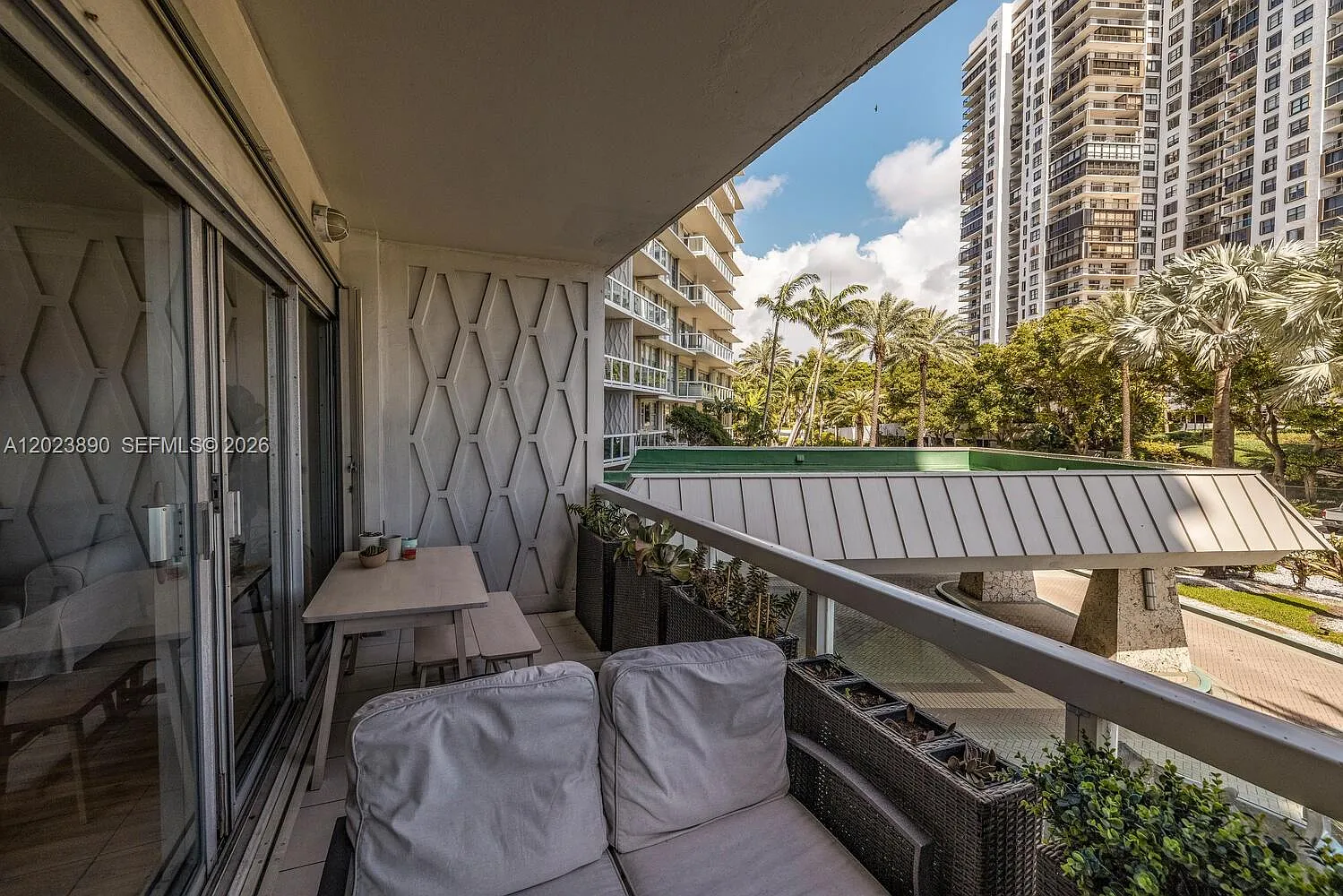 Brickell Townhouse Condo — Photo 4