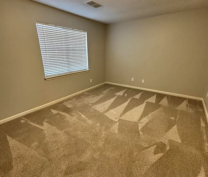 1062 Fairfax Dr — Photo 16