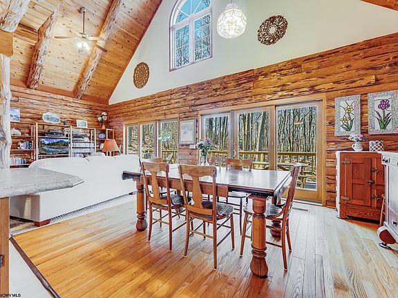 3rd image of 433 Raven Rock Dr