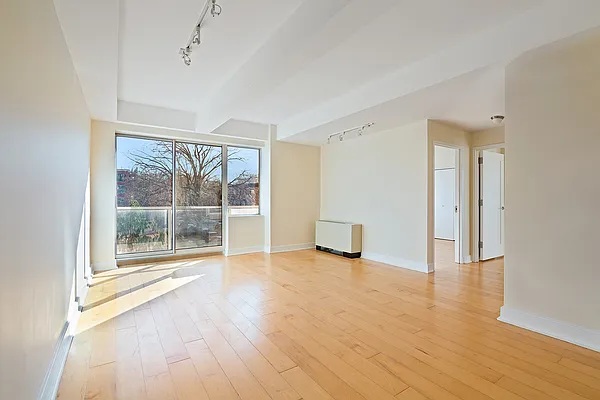 Rented by Compass | media 13