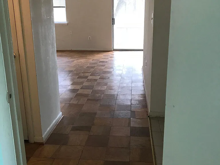 3360 Hewitt Ave #201 — Photo 1