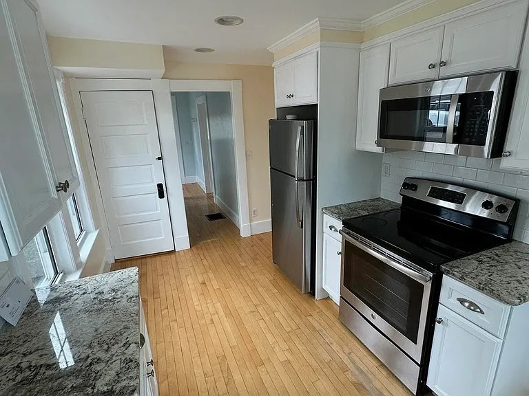 118 Whipple Rd — Photo 17