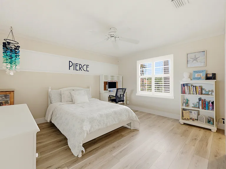 2 Monterey Pointe Dr — Photo 26