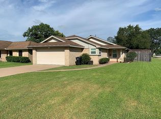 3411 Avenue E, Nederland, TX 77627 | Zillow