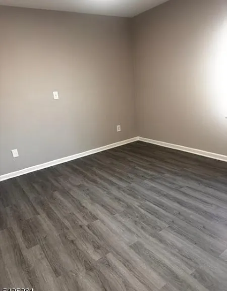 81-83 Hawthorne Ave #1 — Photo 5
