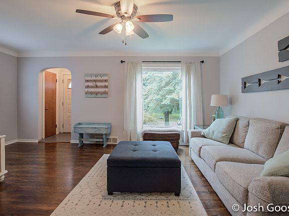 5th image of 2015 Kenning Dr NW