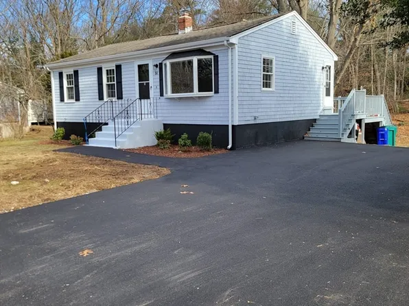 51 Phillips St, Attleboro, MA 02703