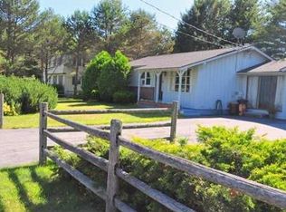8 Elaine Dr, Brunswick, ME 04011
