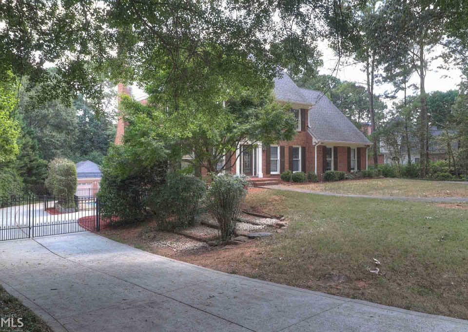 1st image of 2724 Harvest Dr SE