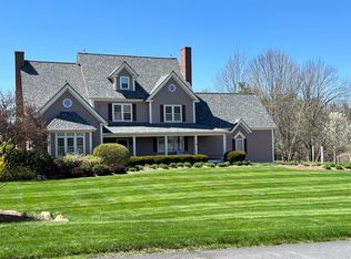 12 Blueberry Ln, New Ipswich, NH 03071