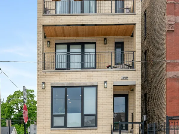 1300 N Cleaver St #2, Chicago, IL 60642