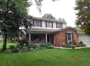 3024 Lessiter Dr, Lake Orion, MI 48360