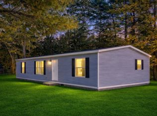 5265 Huck Dr, Sheridan, MI 48884