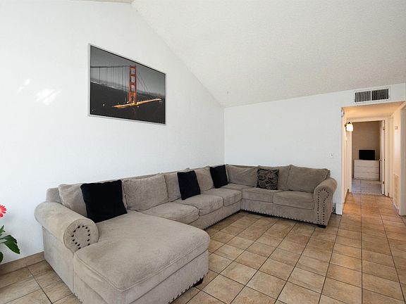 3rd image of 4025 Nugget Dr