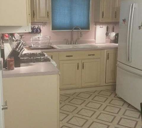 5th image of 19860 Lakeworth St