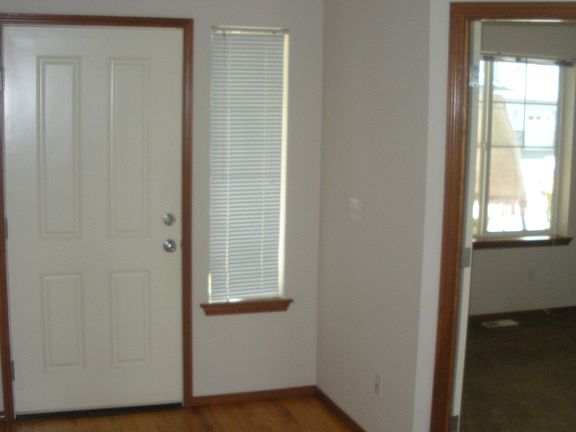 4th image of 15816 124th Ave E