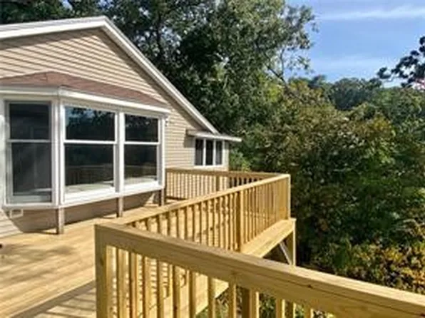67 Glenwood Dr, Webster, NY 14580