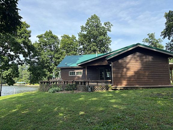 3rd image of 5615 N Sugar Creek Rd