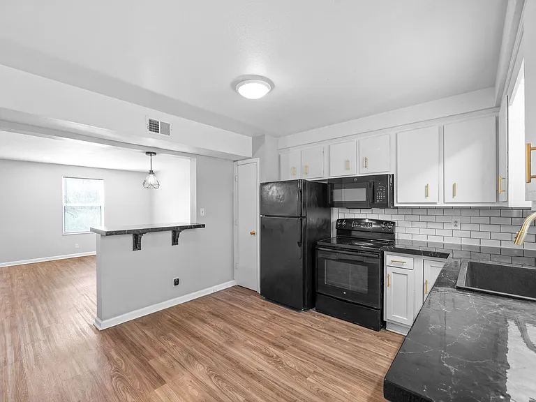 101 Tandy Dr #A — Photo 11