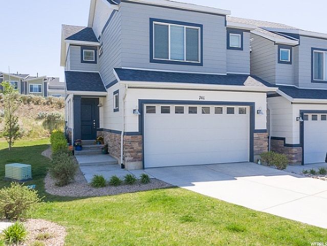 1st image of 741 W Gallant Dr #122