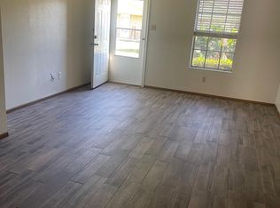 6290 Bedford Dr, Beaumont, TX 77708