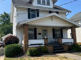 922 E Broad St, Louisville, OH