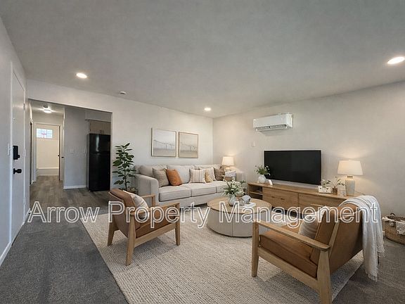 2nd image of 1025 C St APT 6