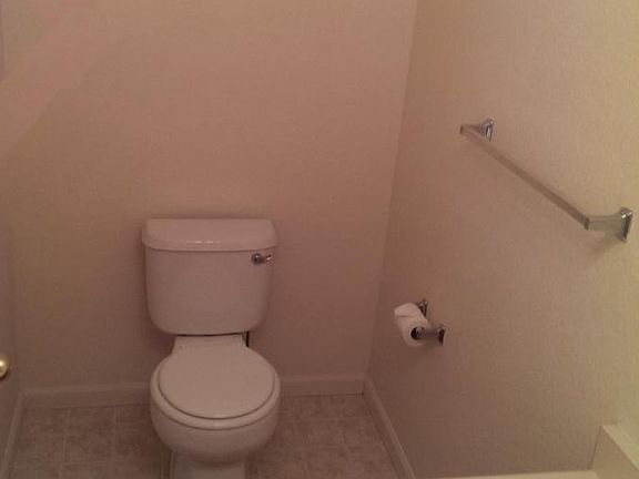 1st floor half bathroom