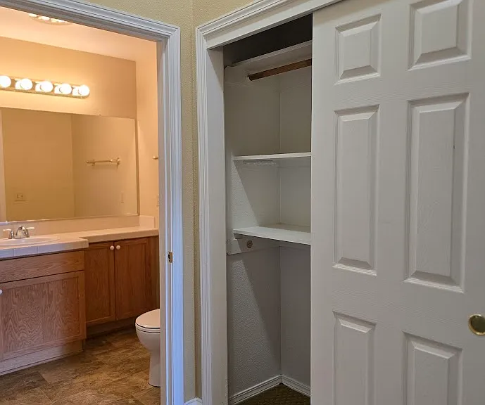 8836 N Del Mar Ave — Photo 18